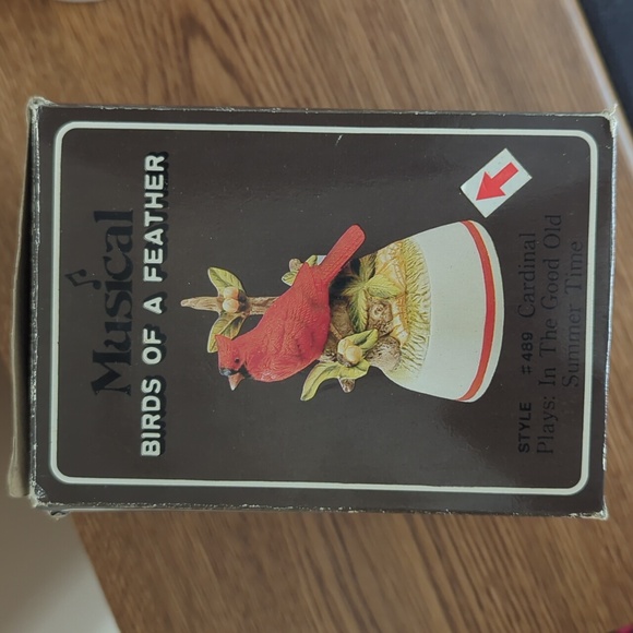 Vintage Aldon Cardinal 1984 Musical Birds of a Feather Fine Porcelain Figure - Picture 6 of 11